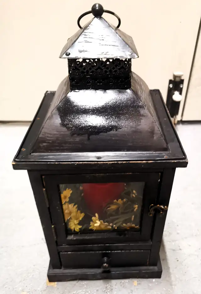 Hanging Candle Holder Lights - Photo 2