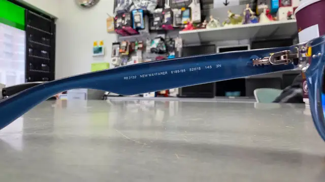 Ray-Ban New Wayfarer Sunglasses - Photo 4