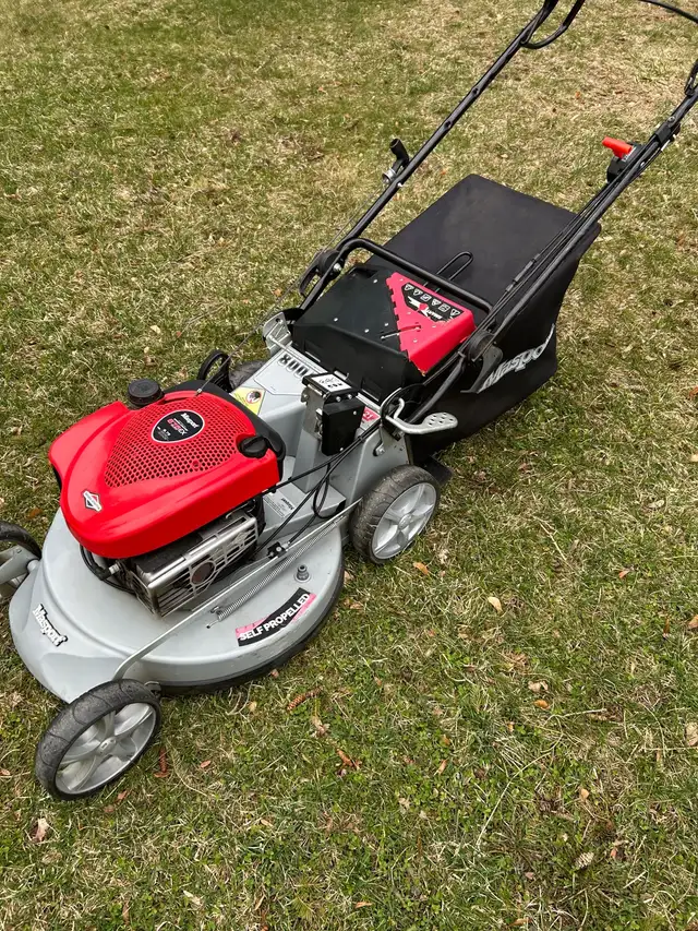 Masport 21"Self propelled walk behind mower