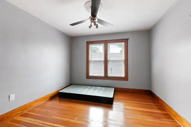 Student Rooms for Rent Near University of Windsor - Photo 5