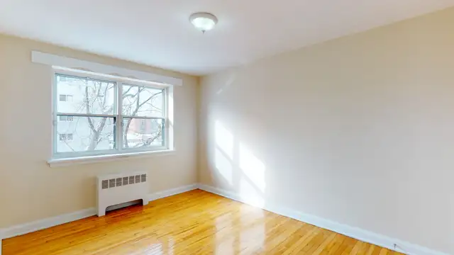 Spacious 2 Bedroom Apartment | Downtown Ottawa | June 1 | $1,899 - Photo 7