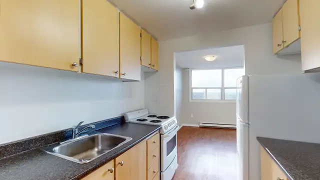 September 1st, 2 Bed 1 Bath, Close to Carleton U - All-inclusive - Photo 4