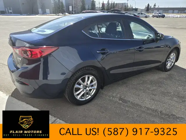 2018 Mazda Mazda3 - Photo 4