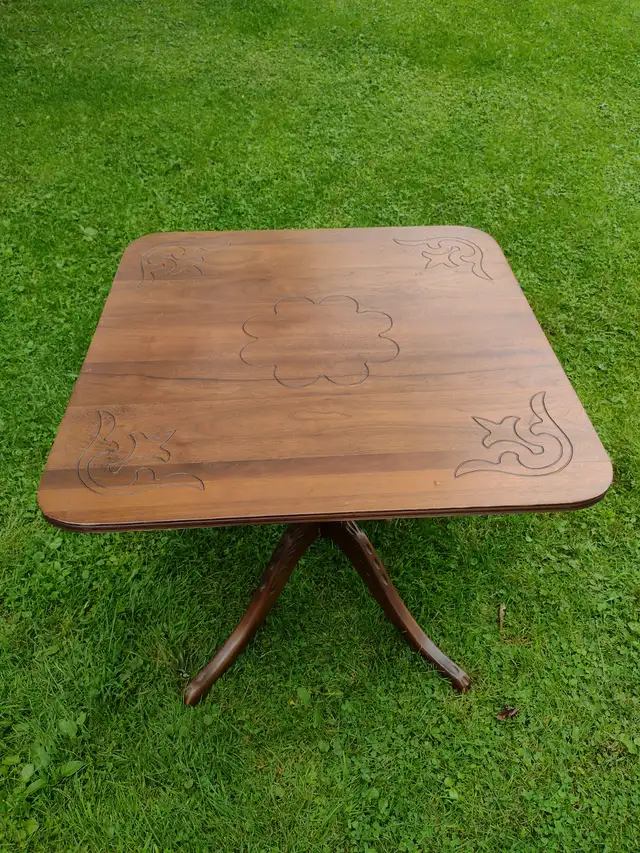 Square vintage wood folding accent table