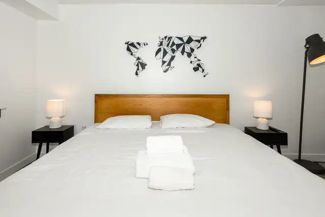 30 University Crescent - Studio Suite (Type A) Apartment for Ren