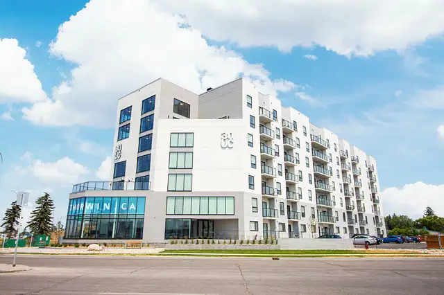 30 University Crescent - Studio Suite (Type A) Apartment for Ren - Photo 13