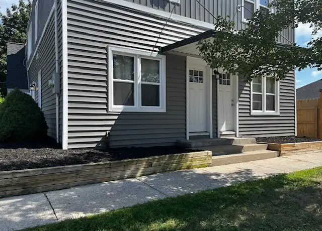 POINT EDWARD.....Cute One Bedroom Apartment ALL INCLUSIVE - Photo 2