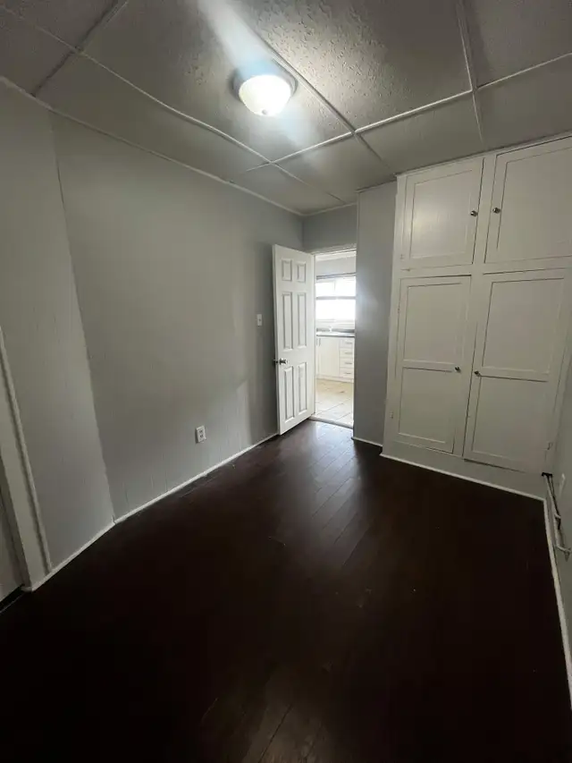 POINT EDWARD.....Cute One Bedroom Apartment ALL INCLUSIVE - Photo 7