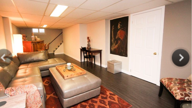 Beautiful One bedroom plus Den in a prestigious neighbourhood - Photo 4