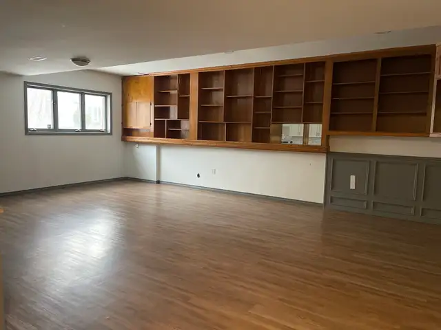 ALL INCLUSIVE Huge 2 Bedroom Apartment! Close to riverfront! - Photo 6