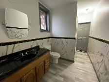 ALL INCLUSIVE Huge 2 Bedroom Apartment! Close to riverfront! - Photo 11