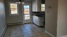 Beautiful, Clean North End 2 Bedroom Townhouse - Photo 4