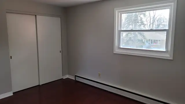 Beautiful, Clean North End 2 Bedroom Townhouse - Photo 7