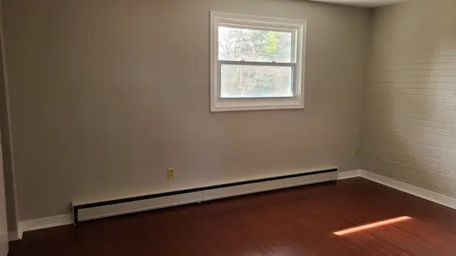 Beautiful, Clean North End 2 Bedroom Townhouse - Photo 8