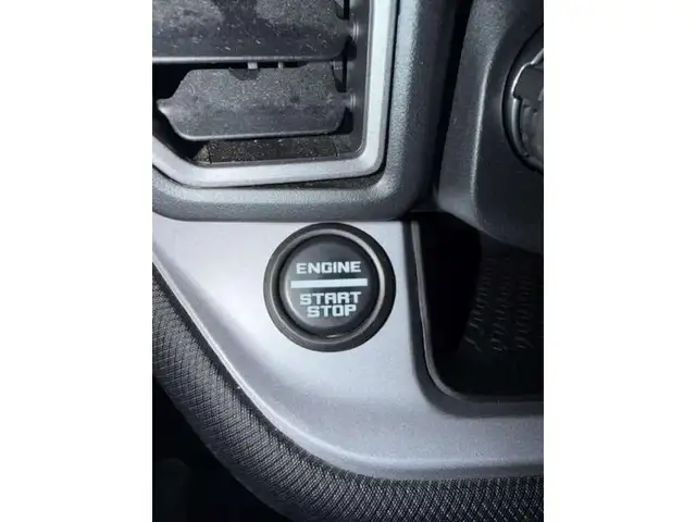 2023 Ford Bronco Sport AWD / 1 Owner / 0 Accidents / Warranty / - Photo 16