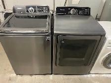 Laveuse sécheuse top load grises grande capacité Samsung