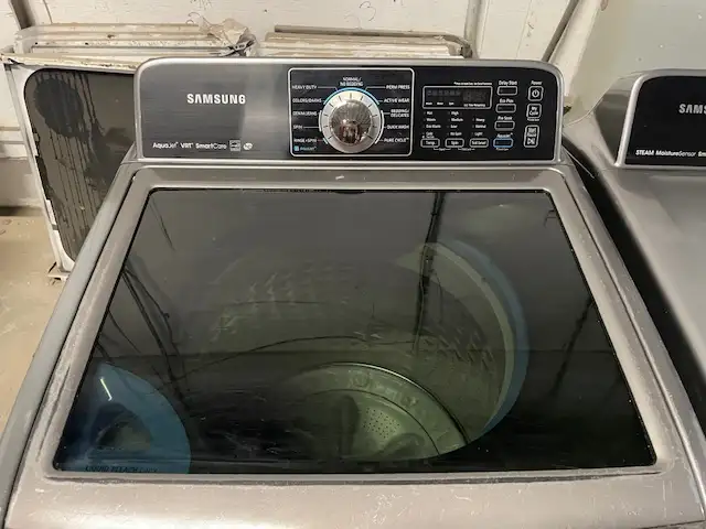 Laveuse sécheuse top load grises grande capacité Samsung - Photo 2