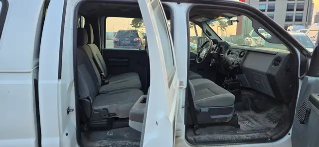 2012 Ford Super Duty F-250 SRW 4x4 - 4 Door - 8FT Box - Tow Pack - Photo 13