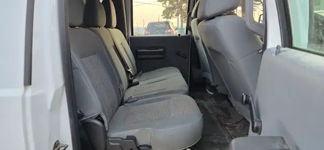 2012 Ford Super Duty F-250 SRW 4x4 - 4 Door - 8FT Box - Tow Pack - Photo 14