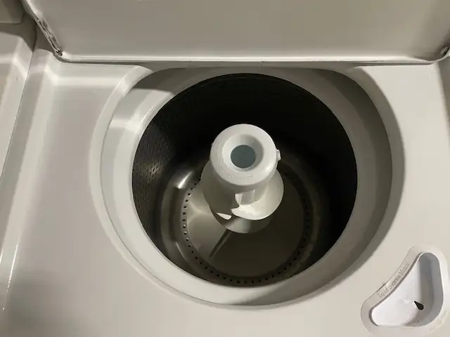 Laveuse sécheuse traditionnelles blanches Maytag - Photo 3