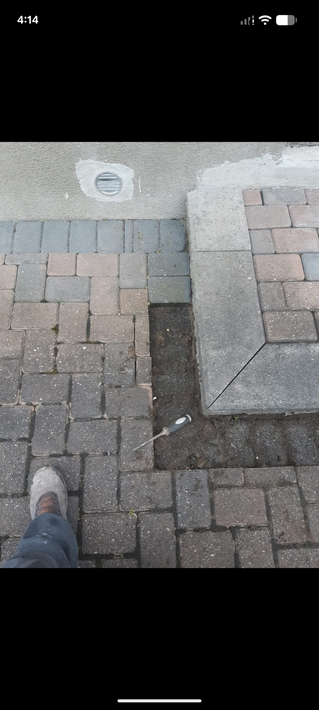 Sinking pavers - Photo 2