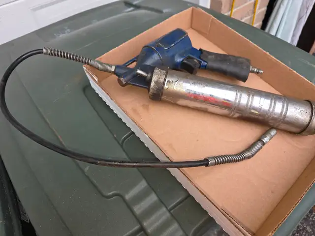 Lincoln Air Operated Grease Gun Stopped Working - Photo 4
