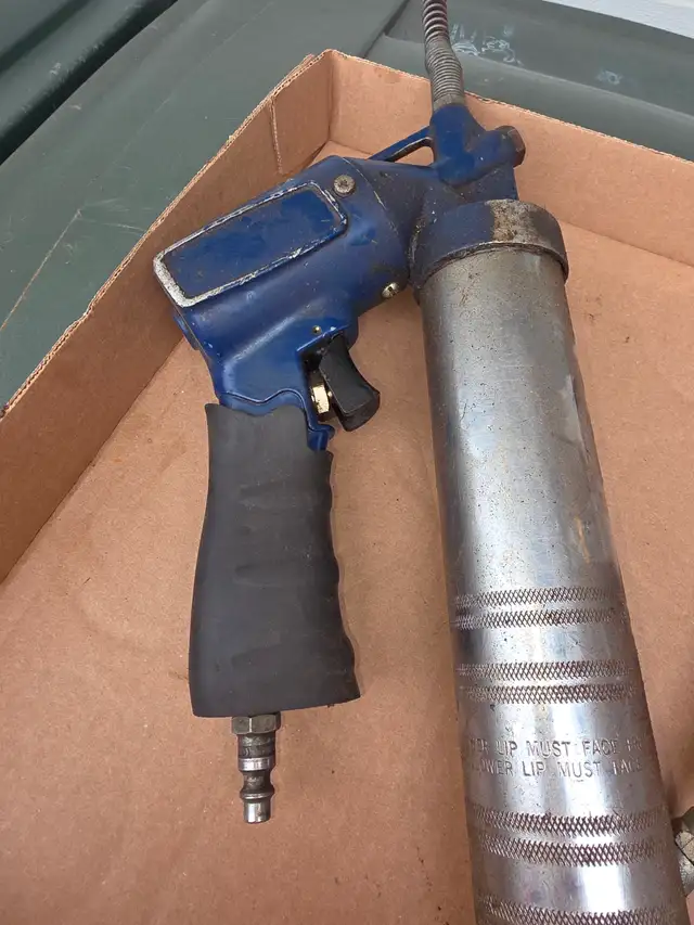Lincoln Air Operated Grease Gun Stopped Working - Photo 8