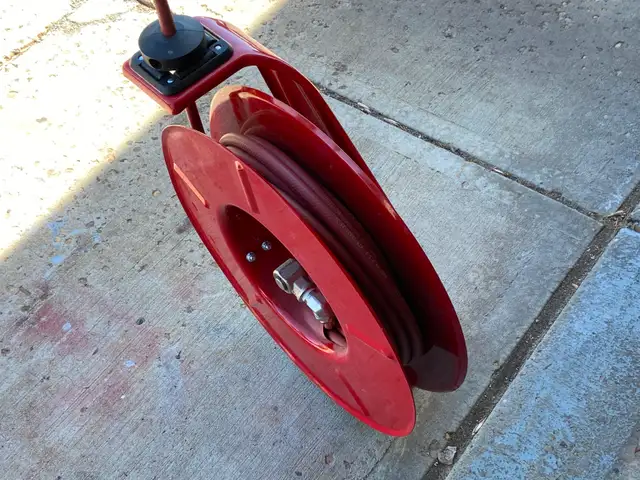 REELCRAFT Retractable Hose Reel with 50’ of 3/8" Hose. 7650 OLP - Photo 7