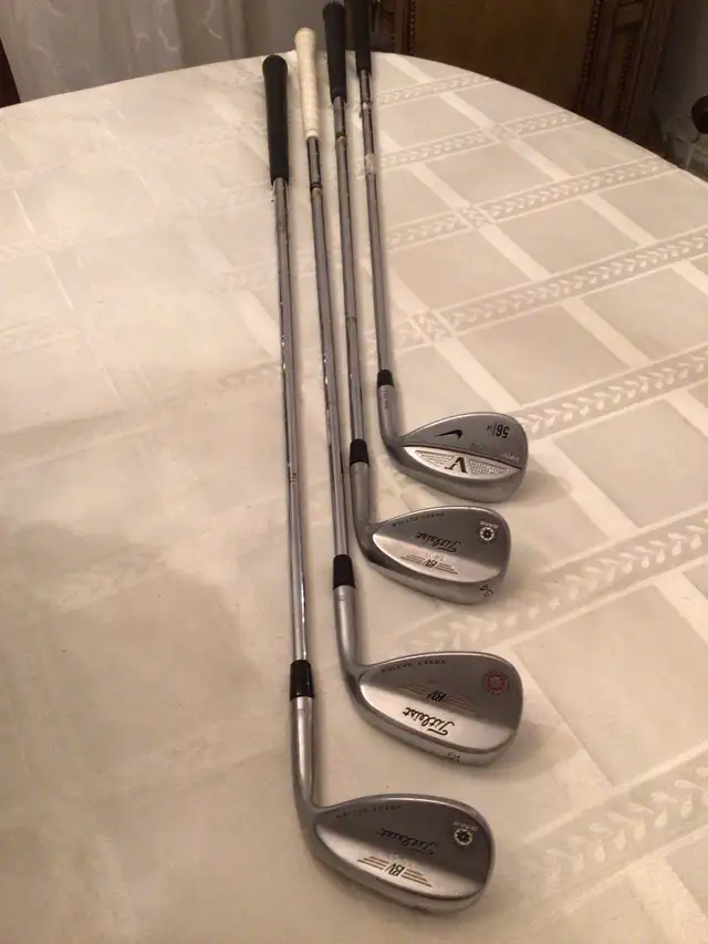 TITLEIST VOKEY WEDGES 52-54-56-60 $50 ea $180 (4) - Photo 2