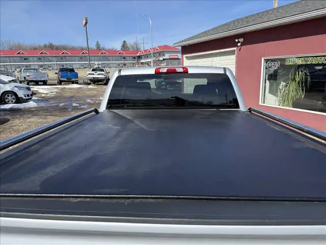 2018 GMC Sierra 1500 SLE DOUBLE CAB 4WD - Photo 7