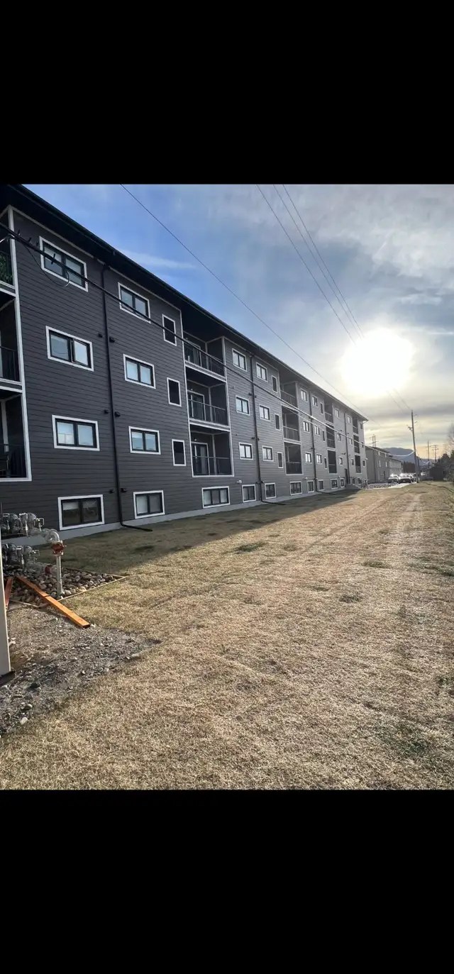 Kingsway Suites - Photo 4