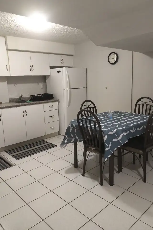 2bdrm FULLY Furnished Bsmt Apt-Near UTSC,Centennial - Photo 2