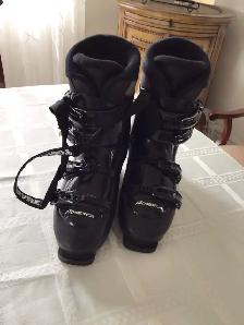 NORDICA DOWN HILL SKI BOOTS SIZE 30-30.5 LIKE NEW $100