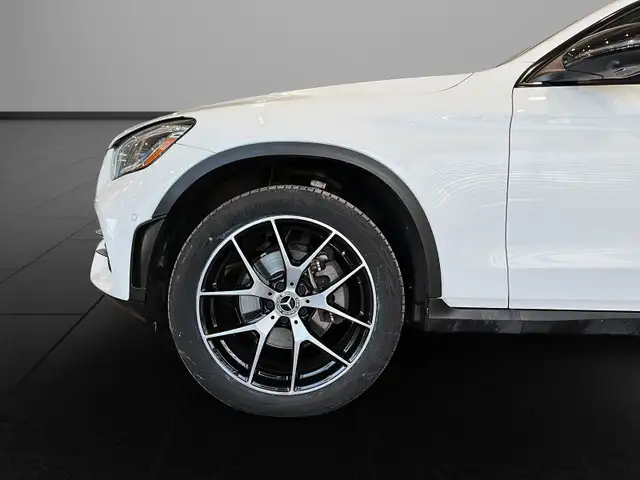 2022 Mercedes-Benz GLC300 4MATIC SUV Warranty until 2028! Highly - Photo 19