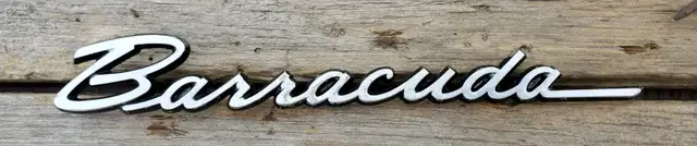 1968 Barracuda Orginal Set Front Fender Emblems Sell for $100 - Photo 3