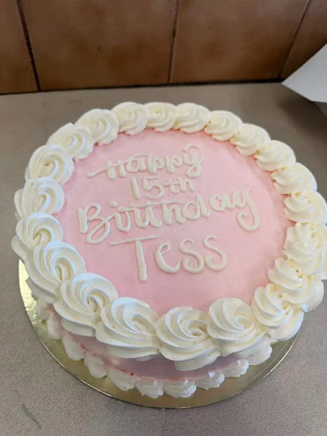 Baker/ cake decorator