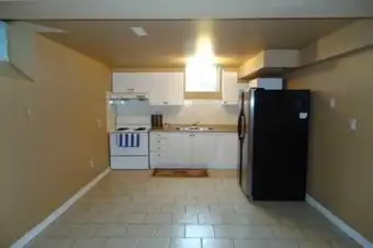 1 BR BSMT for rent in Mississauga-Mclaughlin&Derry area - Photo 2