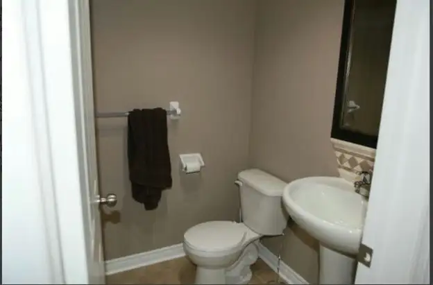 1 BR BSMT for rent in Mississauga-Mclaughlin&Derry area - Photo 3