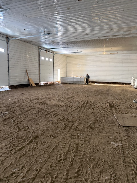 Shop For Rent- Available Immediately - Photo 7