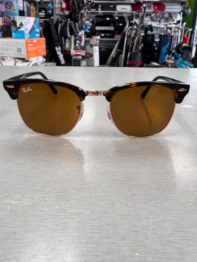 Ray-Ban Clubmaster Classic - RB 3016