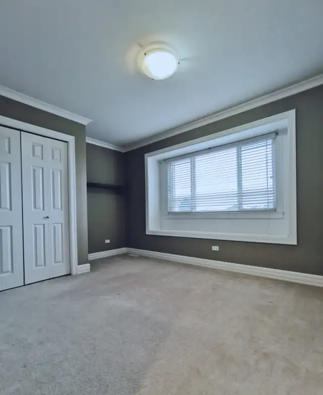 Long-term rental of a house in the heart of South Surrey - Photo 8