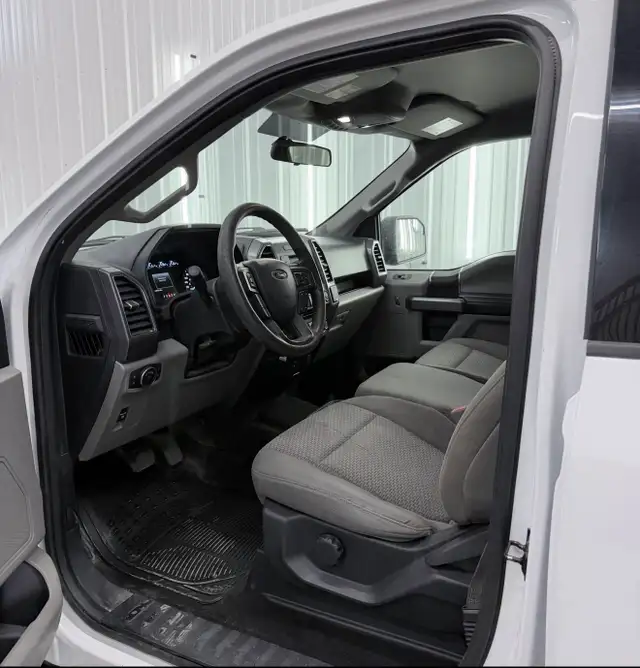 2018 Ford F-150 XLT Safetied Financing Available - Photo 5