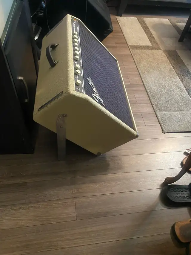 Fender Super Sonic - Photo 3