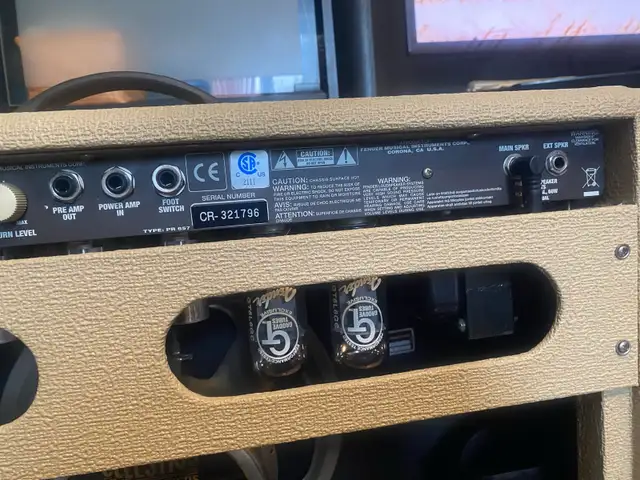 Fender Super Sonic - Photo 6