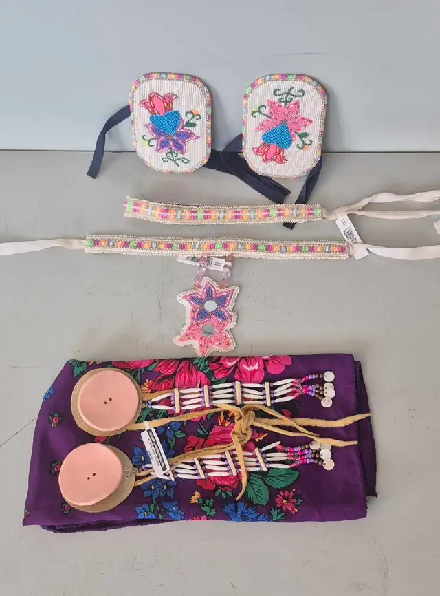 6PC Native Beaded Accessories (31829837)