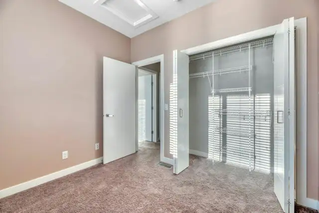 ✨ New Rental Alert! - Photo 6