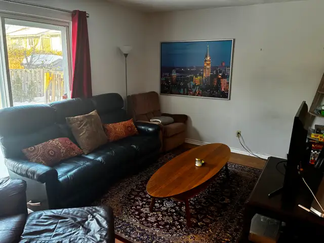 SINGLE FAMILY,2 STORY,3 ROOMS HOME, BASELINE/FISHER, MAY 1, 2026 - Photo 4