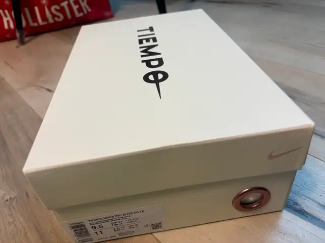 BRAND NEW! Pink Nike Maestro Elite LE Size 9.5 - Photo 3