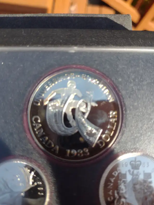 1983 Canadian double dollar proof set mint in case - Photo 2