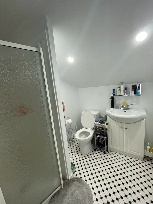 1 Bedroom Halifax South End Close to Dal & QE2